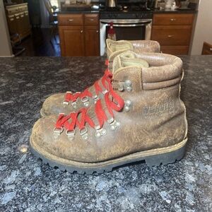 Vintage Vasque Wasatch Brown Leather Hiking Boots Women’s Size 7